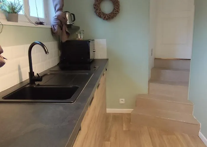 Gite de charme, 3 pers, parc arboré , Chantilly 5' Hébergement de vacances