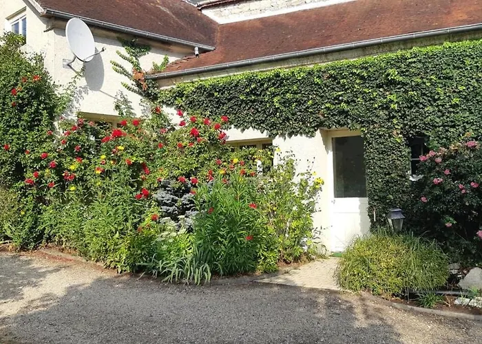 Gite de charme, 3 pers, parc arboré , Chantilly 5' *